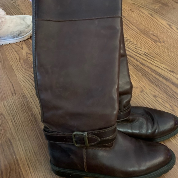 Brown leather boots - Picture 4 of 6